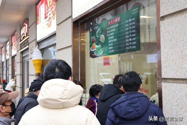 上海南京路步行街青团提前热销老字号食品店引领春日美食风尚！(图10)